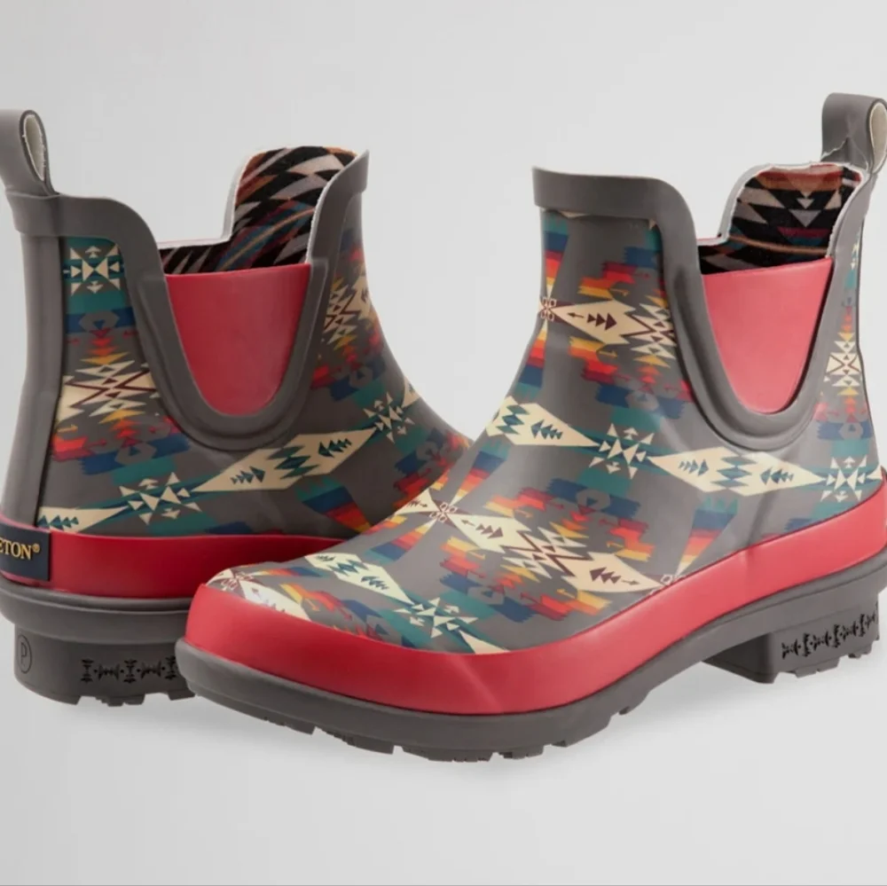 Pendleton Tucson Chelsea Rain Boots Grey Multicolor Azrec Durable Waterproof NEW
